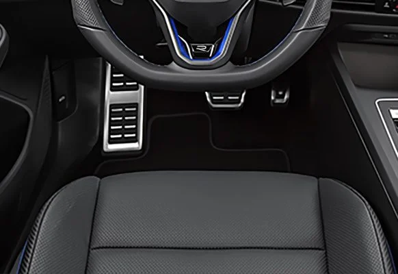 Golf 1.5 eTSI Life Nội thất & tiện nghi